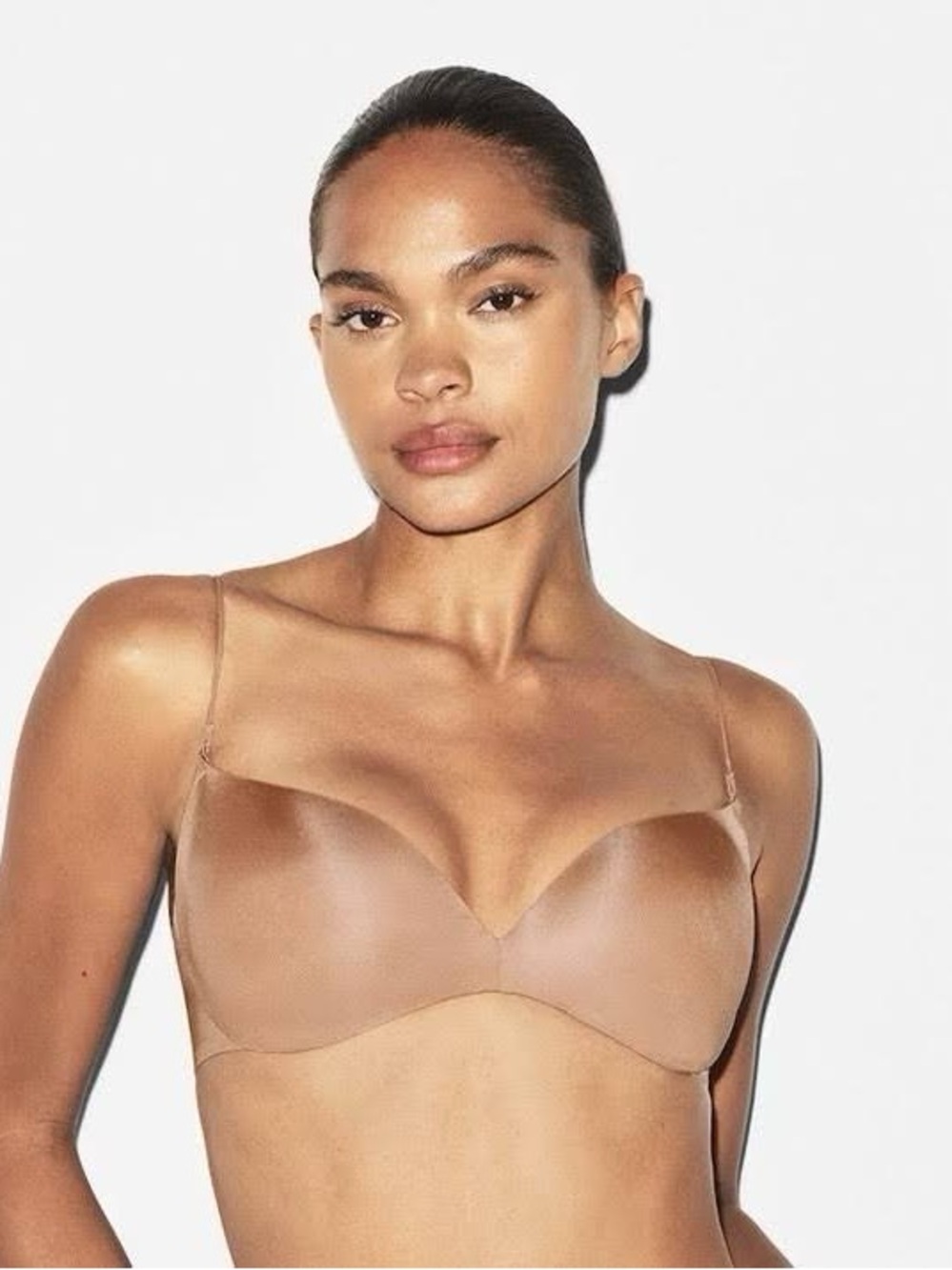 SKIMS WIRELESS LIGHTLY LINED PLUNGE MICRO STRAP BRA COLOR CLAY 42C NWT